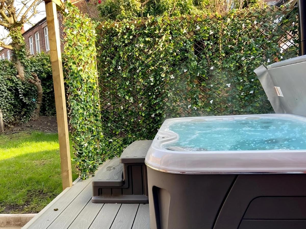 The Safari House - Your Ultimate Relaxation Destination Manchester Exterior photo